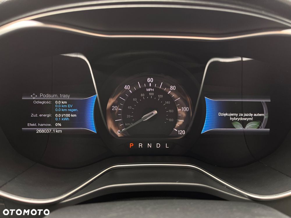 Ford Fusion - 13