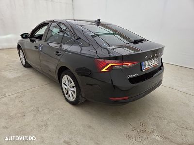 Skoda Octavia - 2