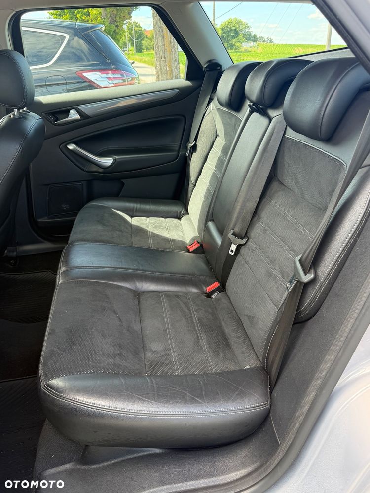 Ford Mondeo - 15