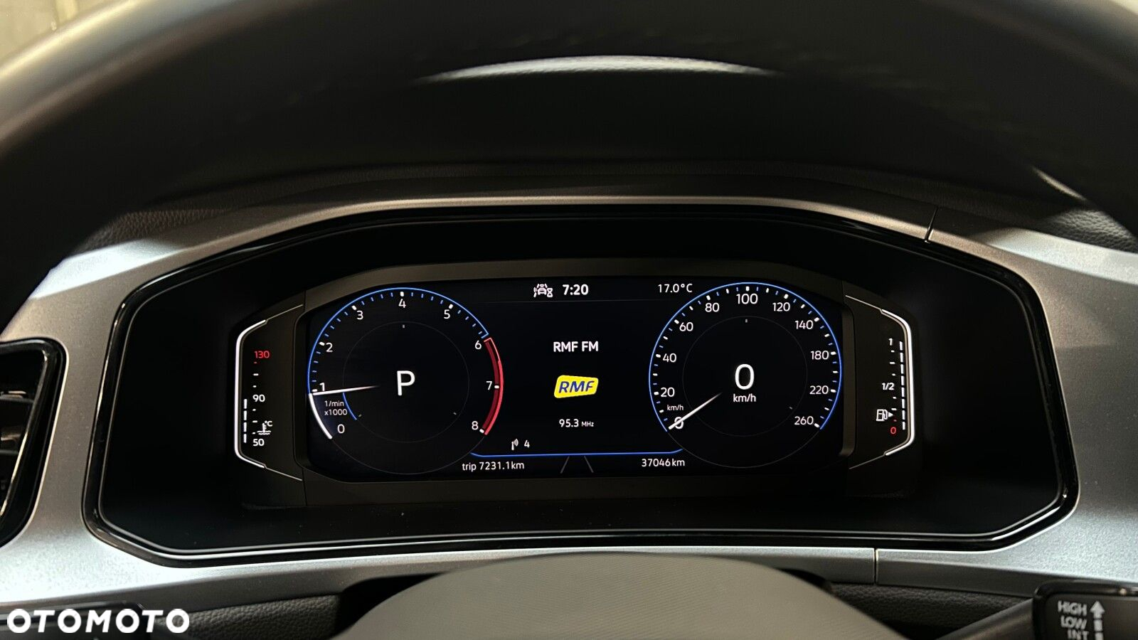 Volkswagen T-Roc 1.5 TSI Life DSG - 29