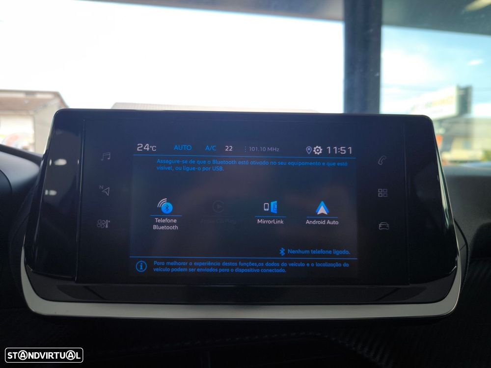 Peugeot 2008 1.2 PureTech Active Pack - 16