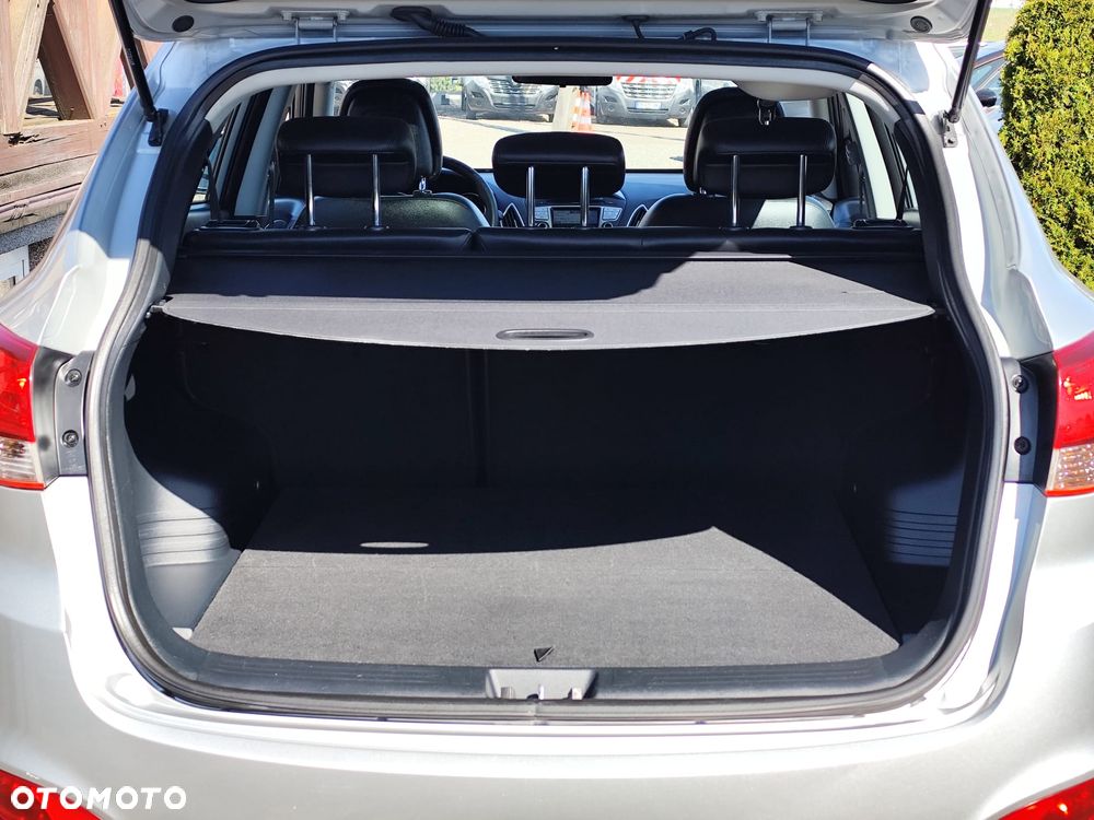 Hyundai ix35 2.0 2WD Style - 18