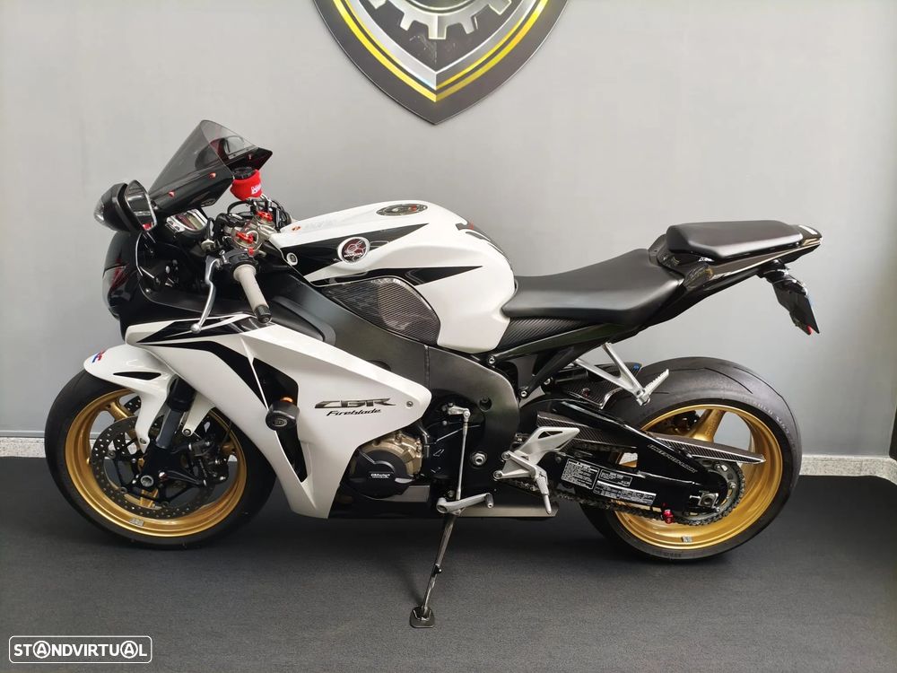 Honda CBR 1000RR - 22