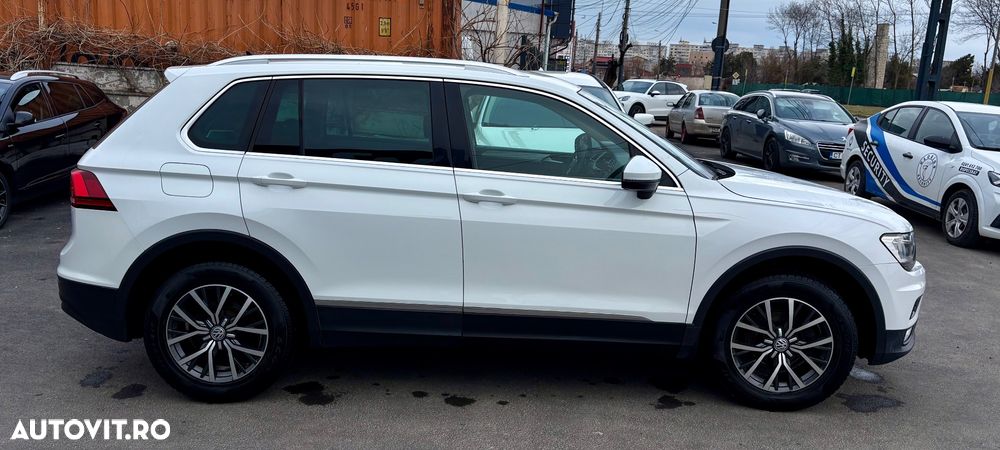 Volkswagen Tiguan 2.0 TDI SCR 4MOTION (BlueMotion Techn.) DSG Highline - 2