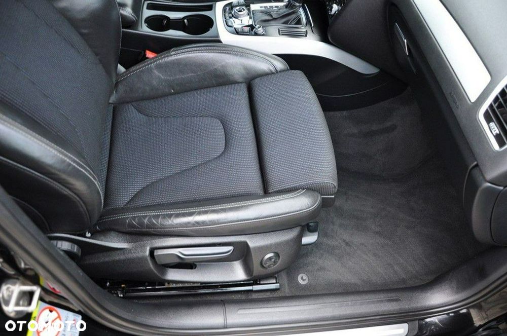 Audi A4 Avant 3.0 TDI DPF multitronic S line Sportpaket - 31