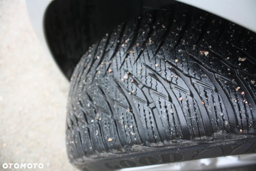 BMW Seria 1 120i Limited Edition Lifestyle mit M Sportpaket - 19