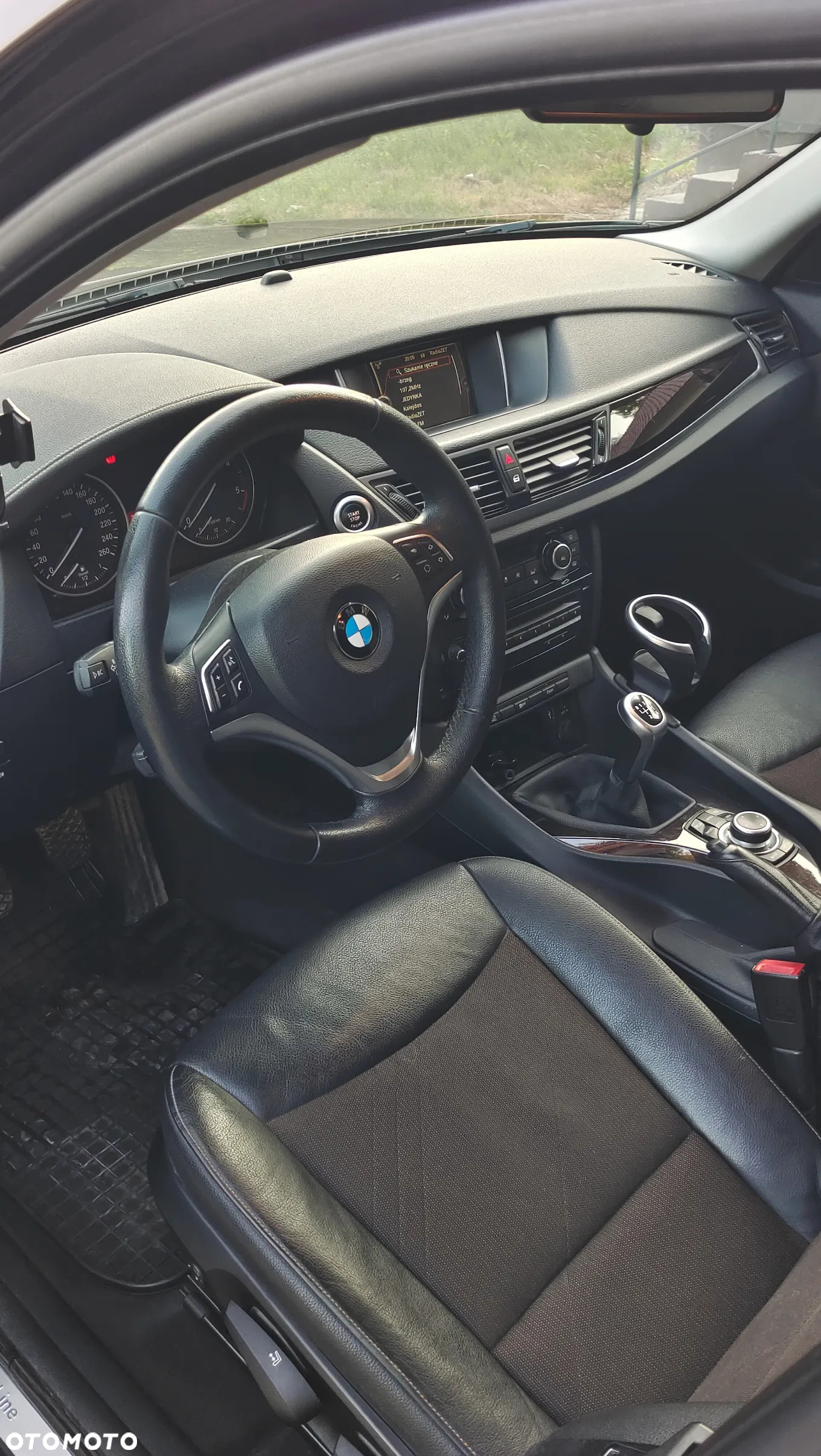 BMW X1 sDrive18d xLine - 8