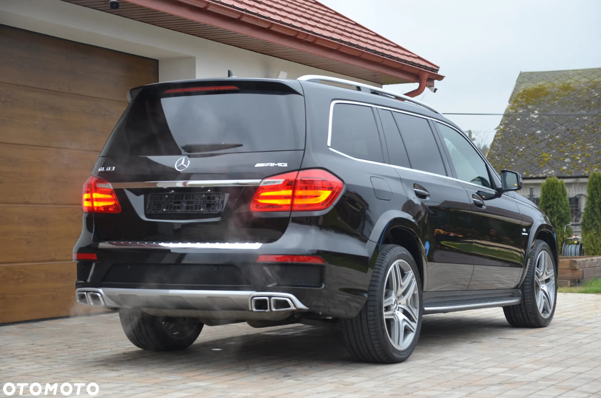 Mercedes-Benz GL 63 AMG - 9