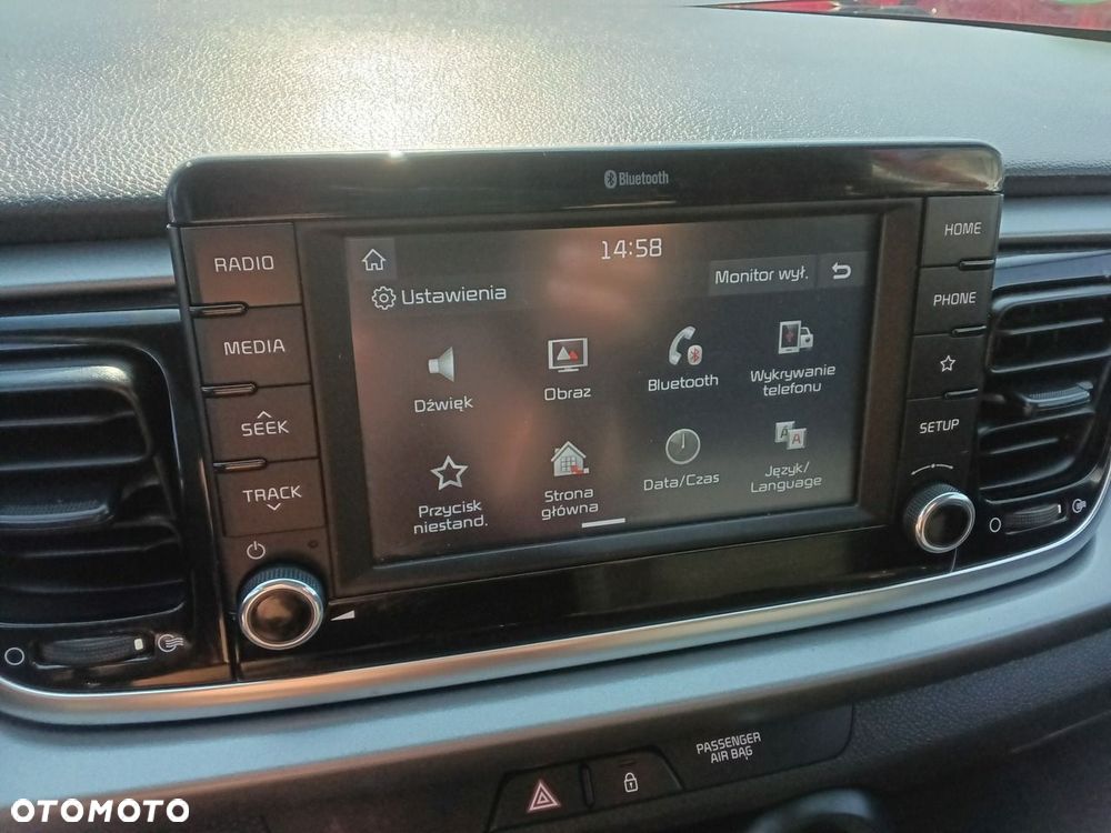 Kia Rio - 17