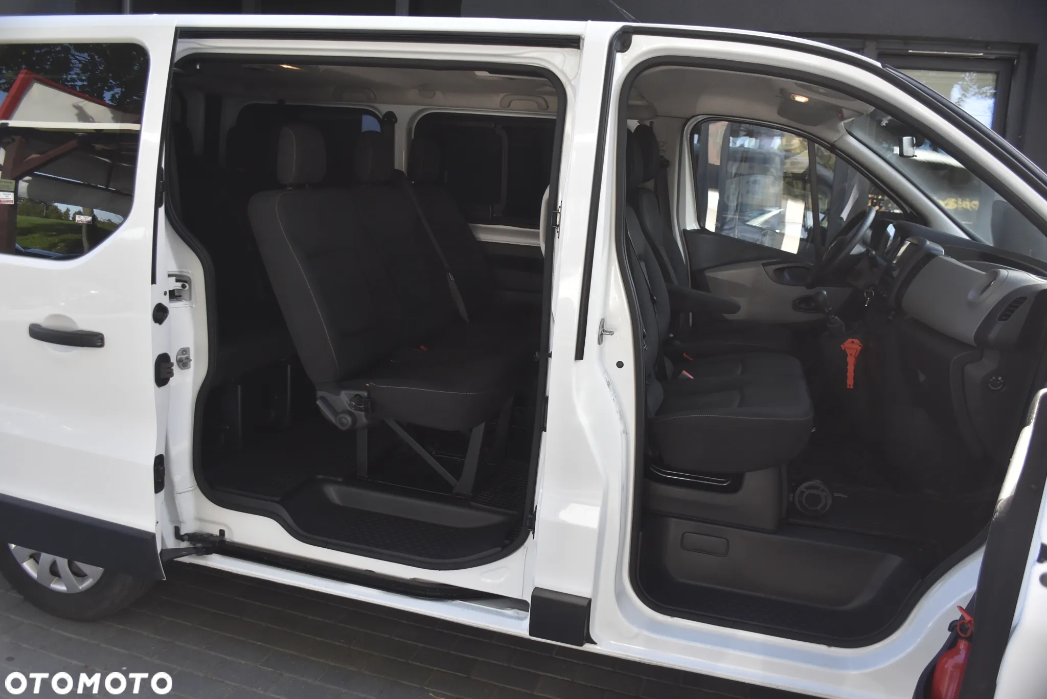 Renault Trafic - 9