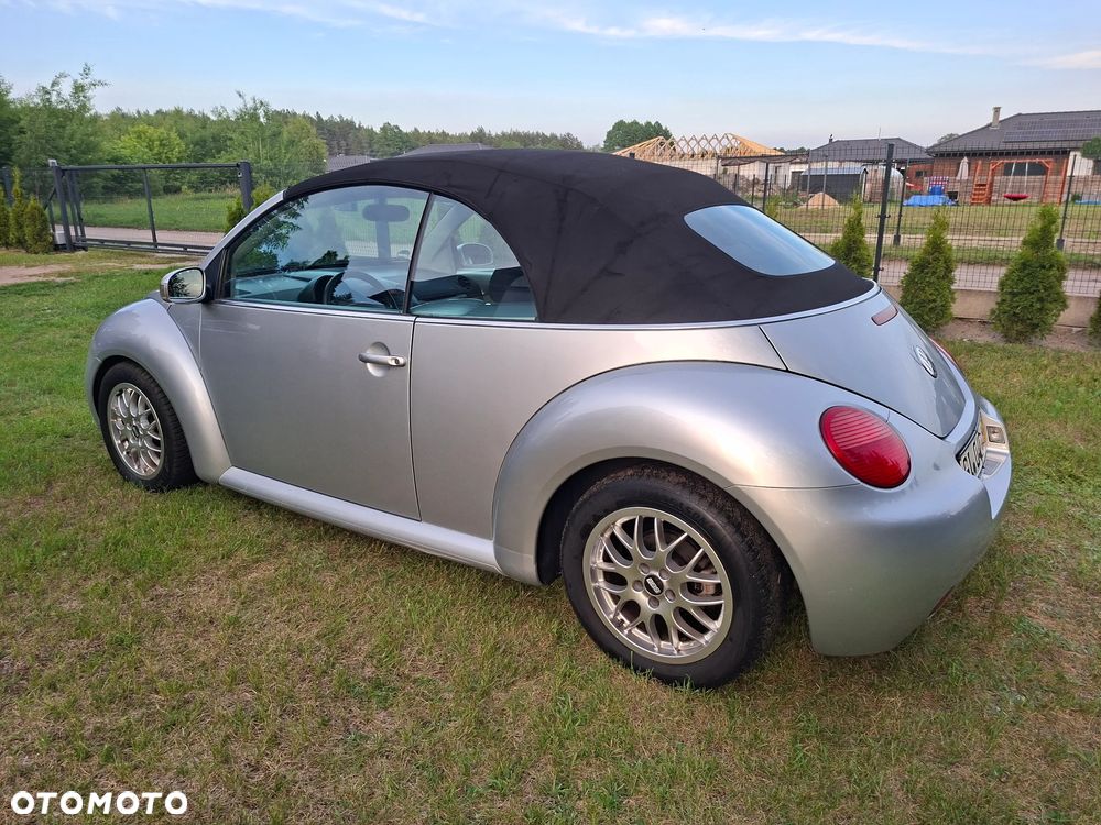 Volkswagen New Beetle 1.6 - 4