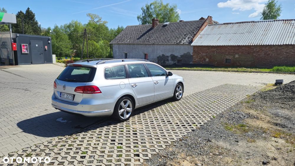 Volkswagen Passat 1.6 TDI Comfortline - 5