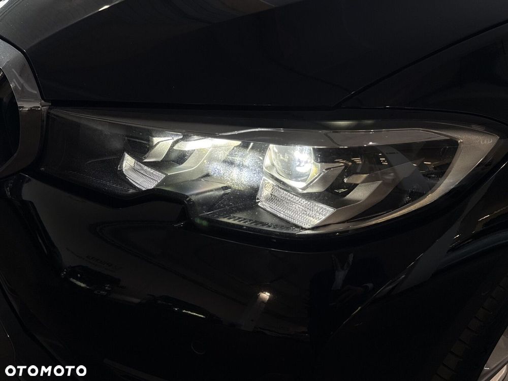 BMW Seria 3 320d xDrive MHEV Advantage - 37