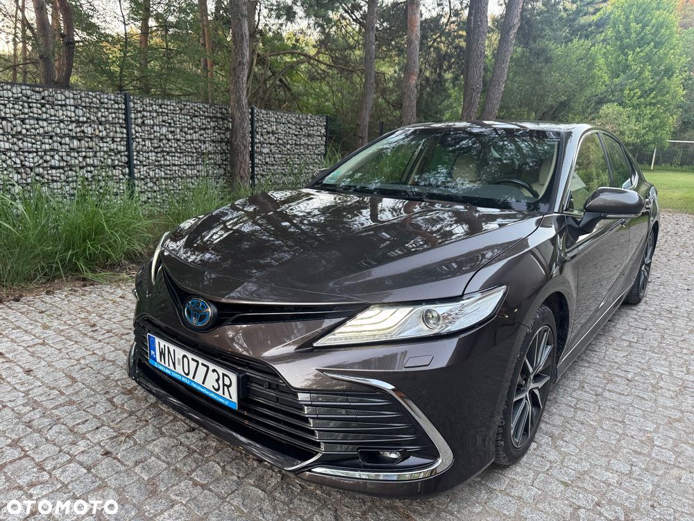 Toyota Camry 2.5 Hybrid Executive CVT - 2