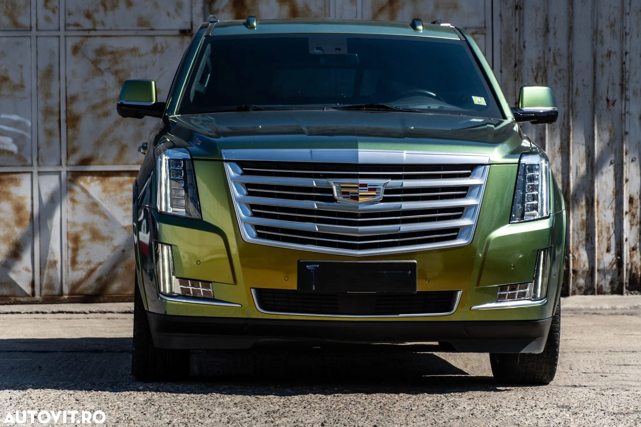 Cadillac Escalade 6.2 V8 AWD AT Platinum - 5