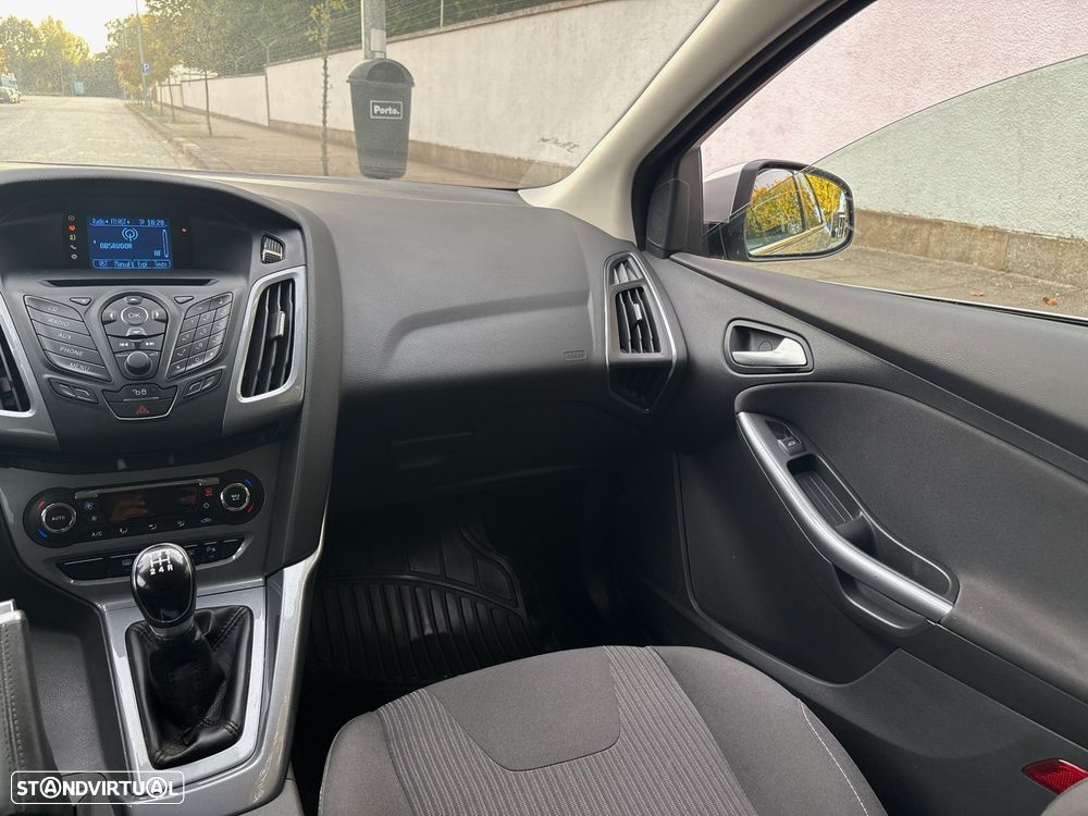 Ford Focus 1.0 SCTi Titanium Best - 18