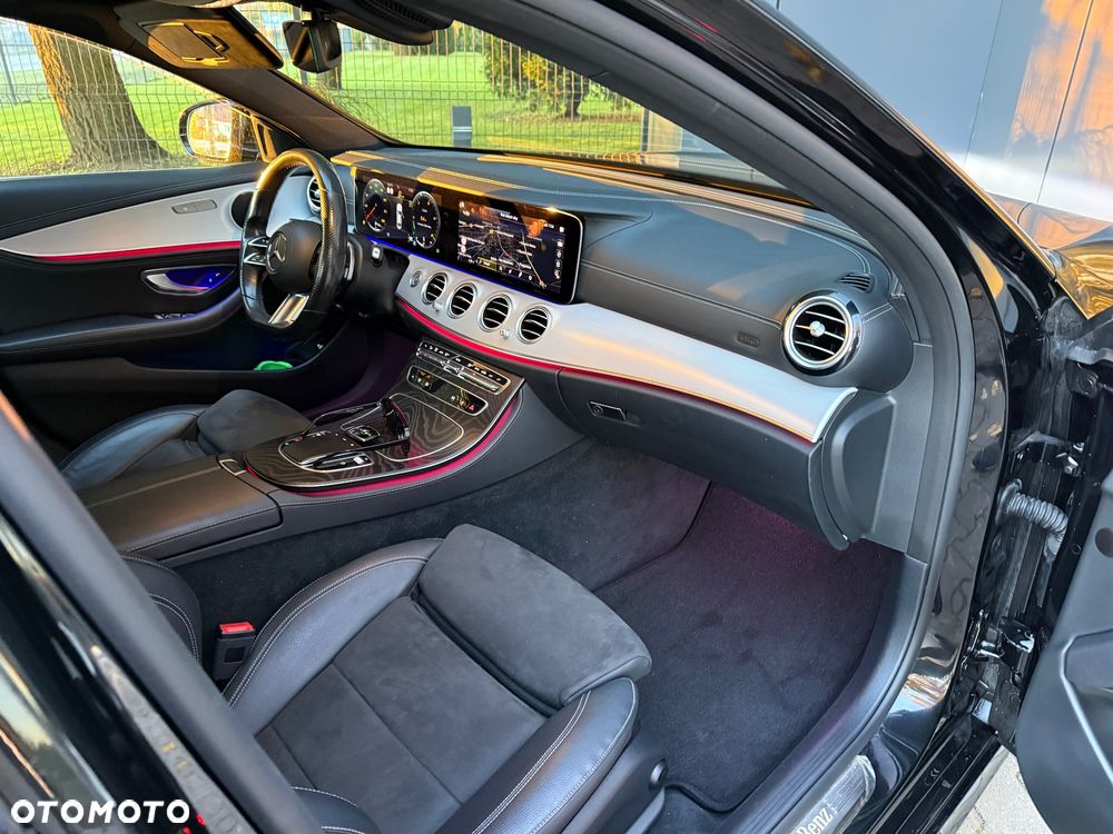 Mercedes-Benz Klasa E 220 d 4-Matic AMG - 35