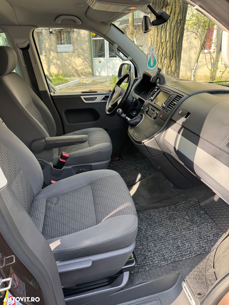 Volkswagen Multivan - 9