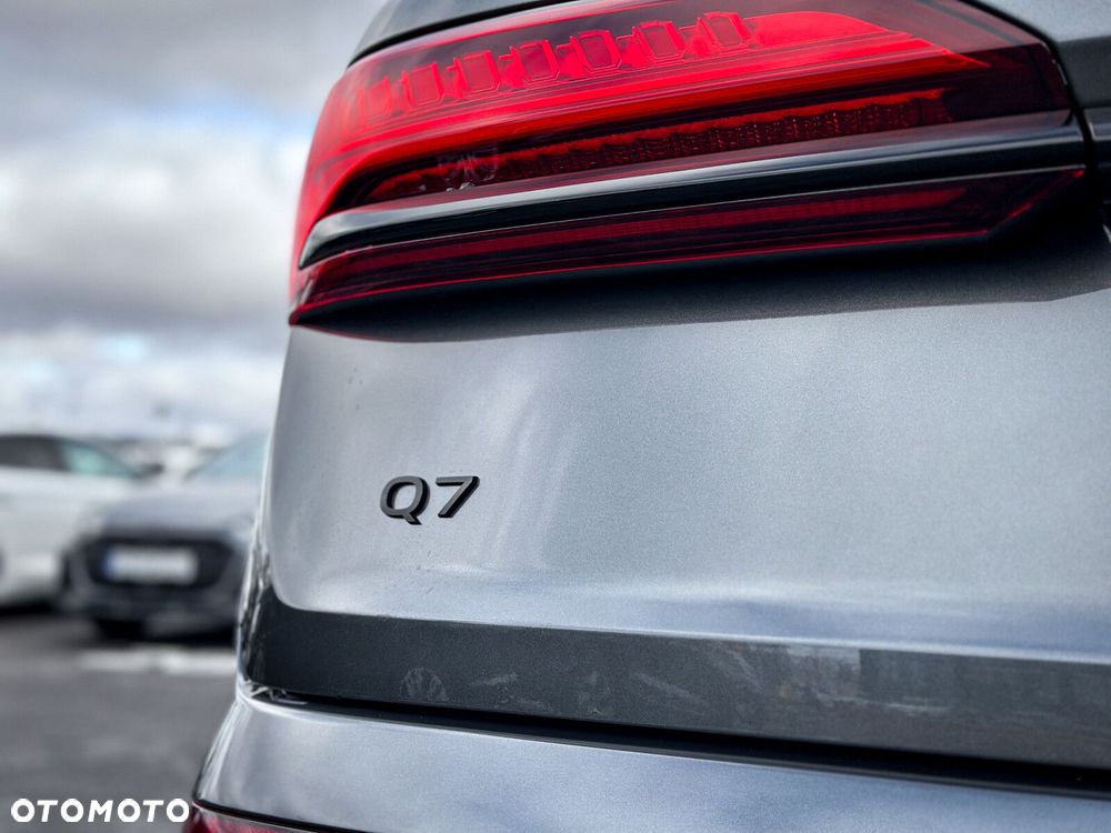 Audi Q7 - 13