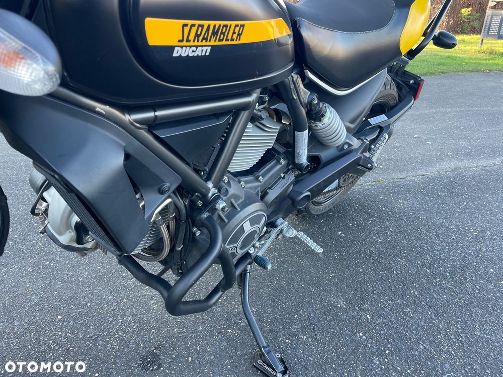 Ducati Scrambler - 10