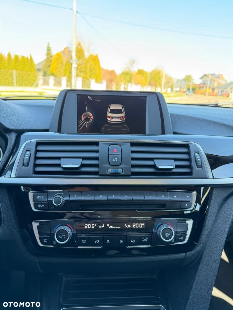 BMW Seria 3 316d Sport Line Shadow - 15