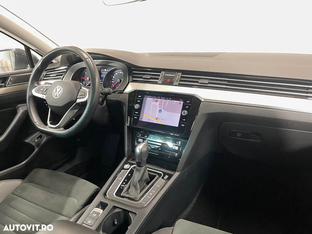 Volkswagen Passat 2.0 TDI DSG Highline - 8