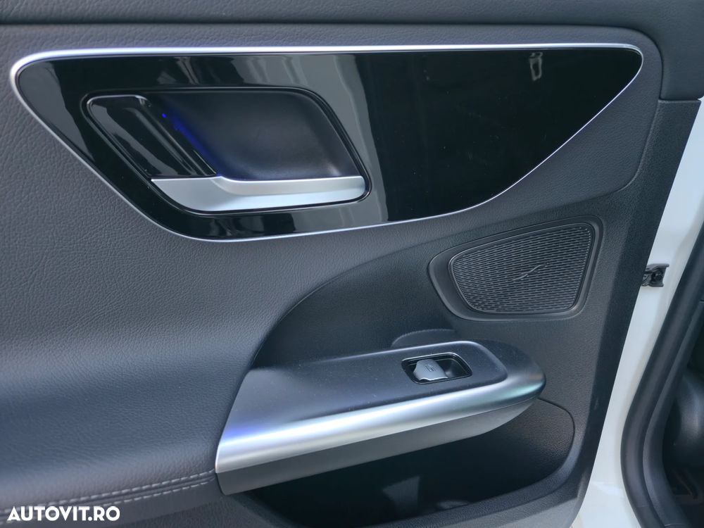 Mercedes-Benz C 180 9G-TRONIC Edition Avantgarde - 23