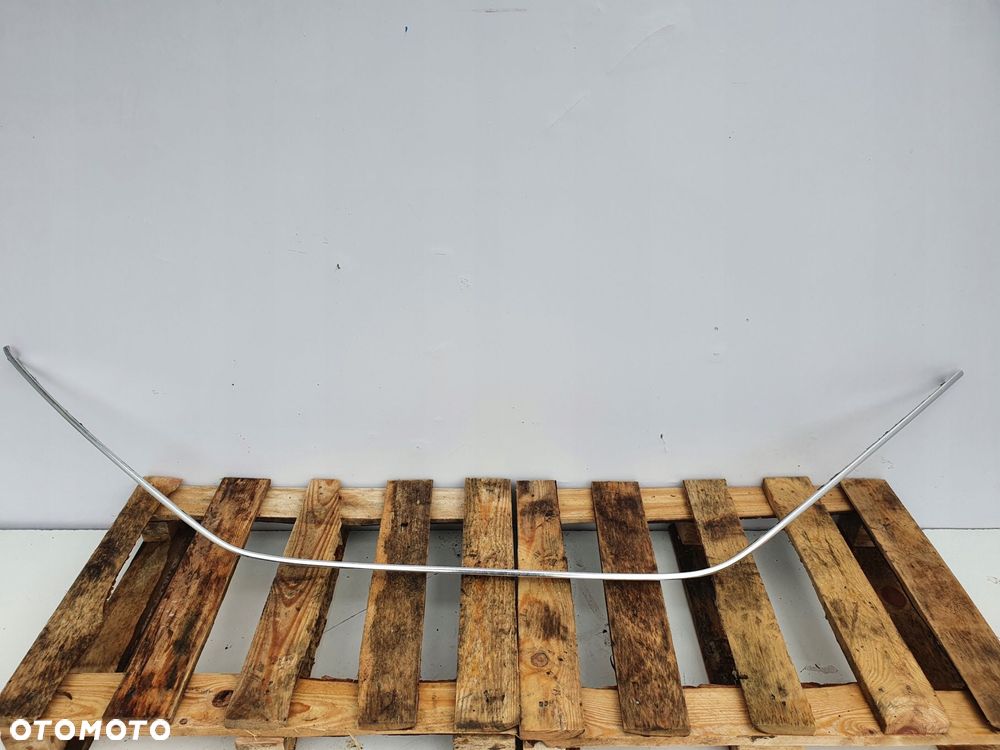 Mercedes W126 C126 SEC LISTWA SZYBY LEWA PRZEDNIA - 1