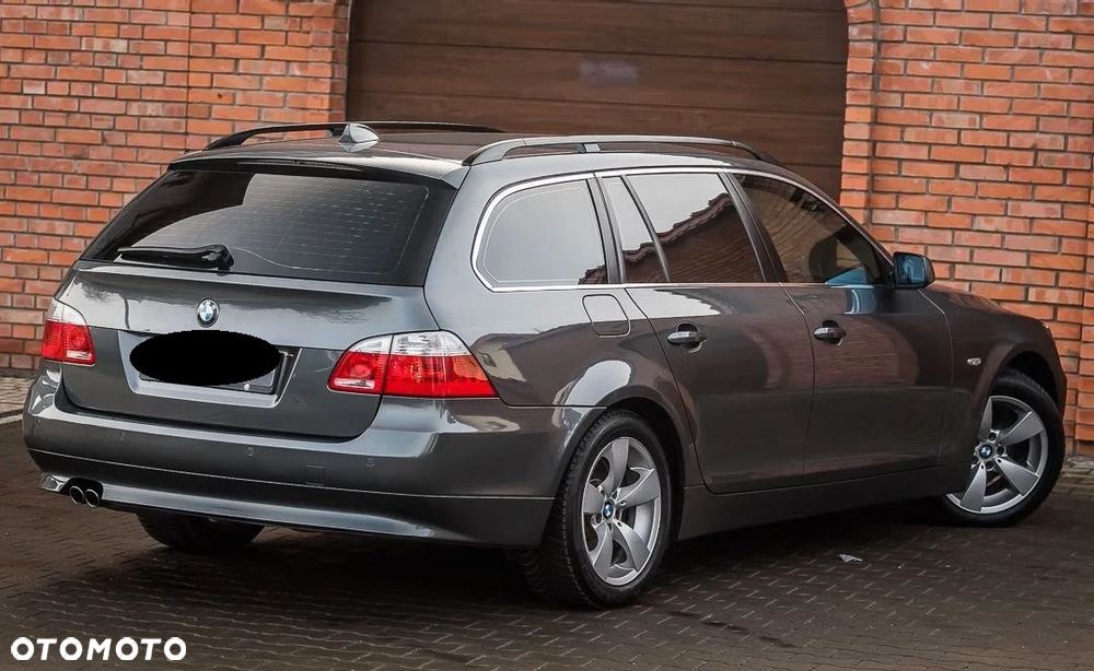 BMW Seria 5 525i - 12