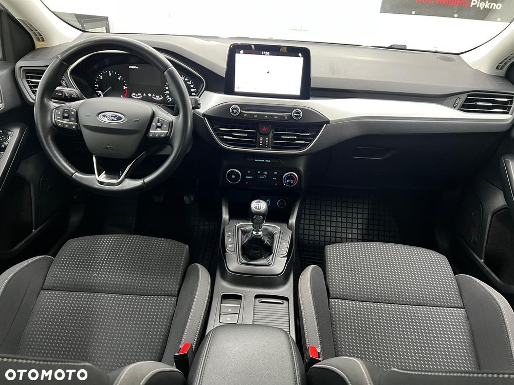 Ford Focus 1.5 EcoBlue STart-Stopp-System TITANIUM X - 6