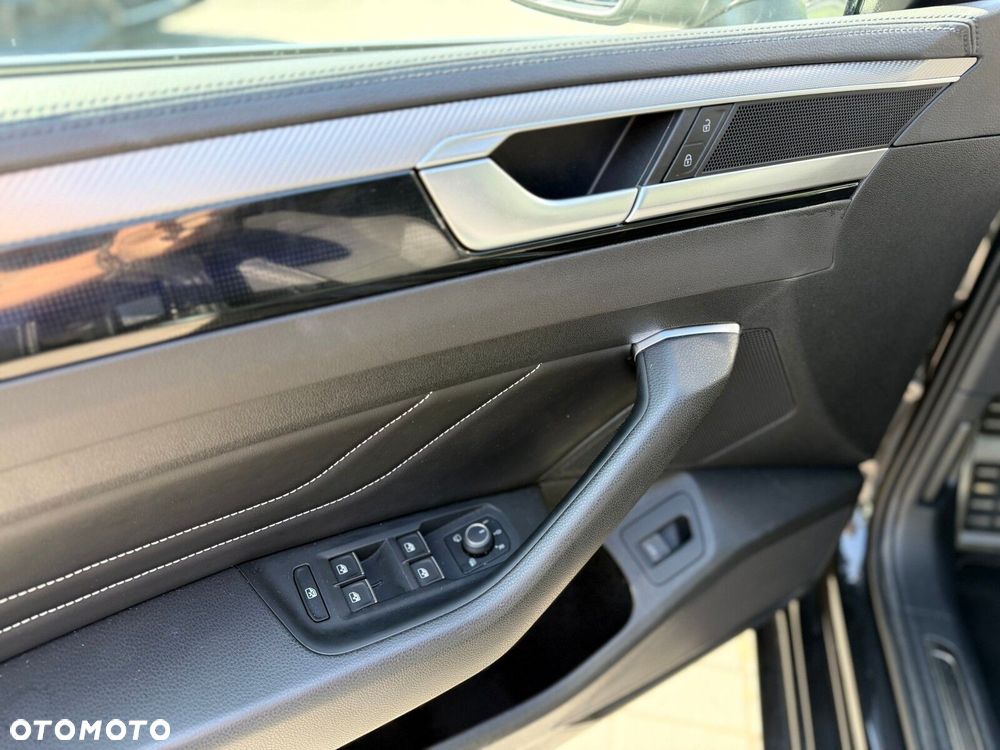 Volkswagen Arteon 2.0 TDI 4Motion R-Line DSG - 18