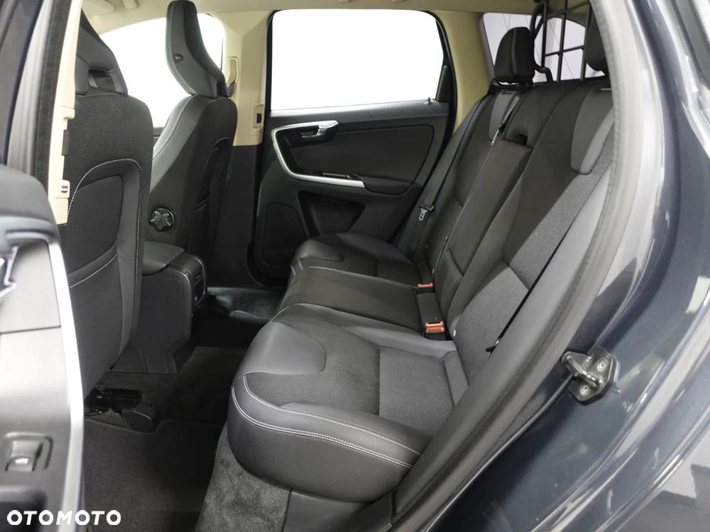 Volvo XC 60 - 23