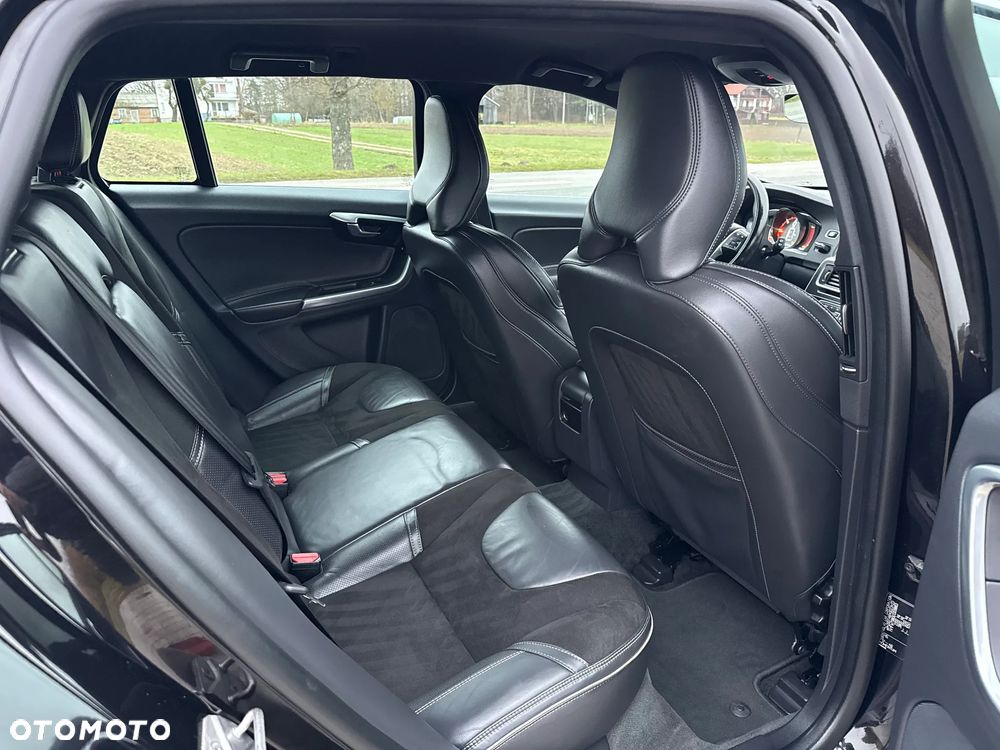Volvo V60 D3 Geartronic RDesign - 11