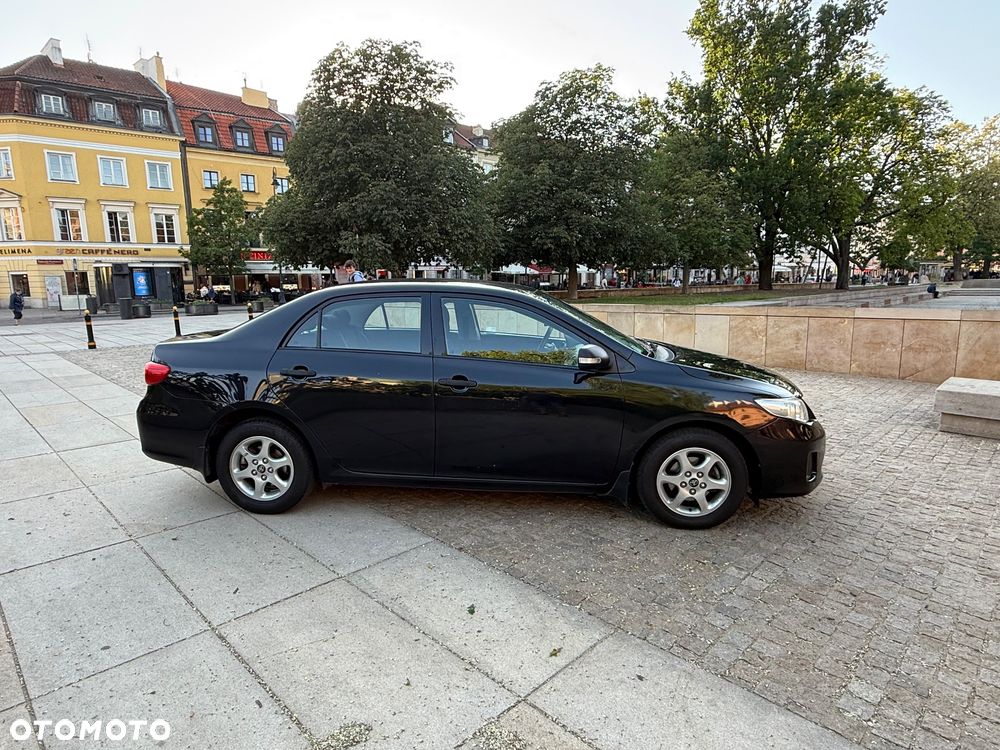 Toyota Corolla 1.6 Premium - 16