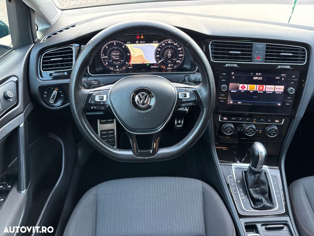 Volkswagen Golf 1.6 TDI DSG Sound - 6