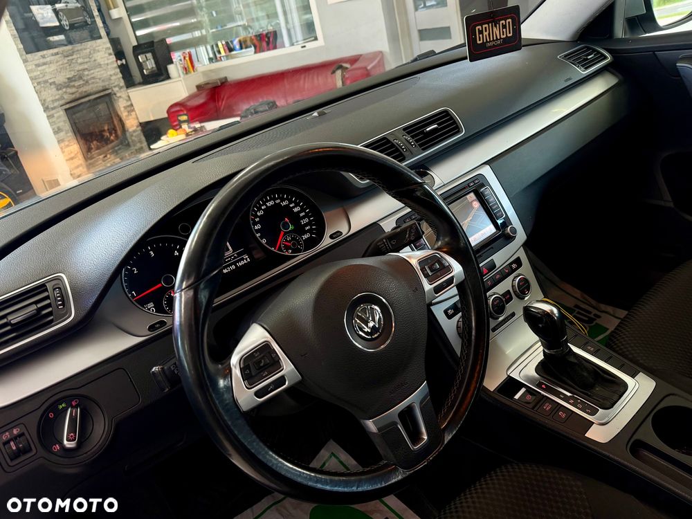 Volkswagen Passat 2.0 TDI Highline DSG - 39