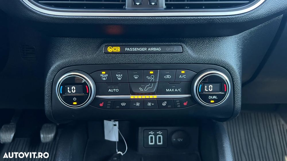 FORD Focus 2022 — imagine 14