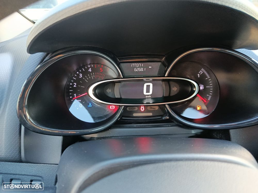 Renault Clio 1.5 dCi Zen - 11