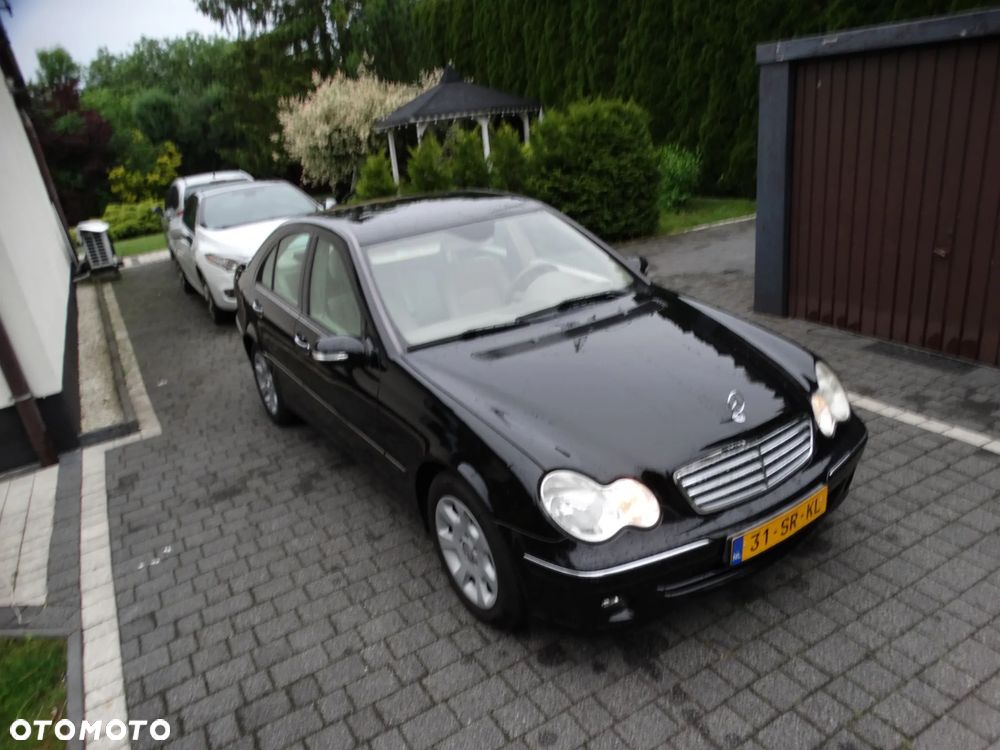 Mercedes-Benz Klasa C 200 Kompressor Avantgarde - 13