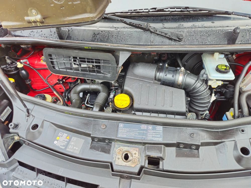 Renault TRAFIC 2.0 DCI 115 PS - 12