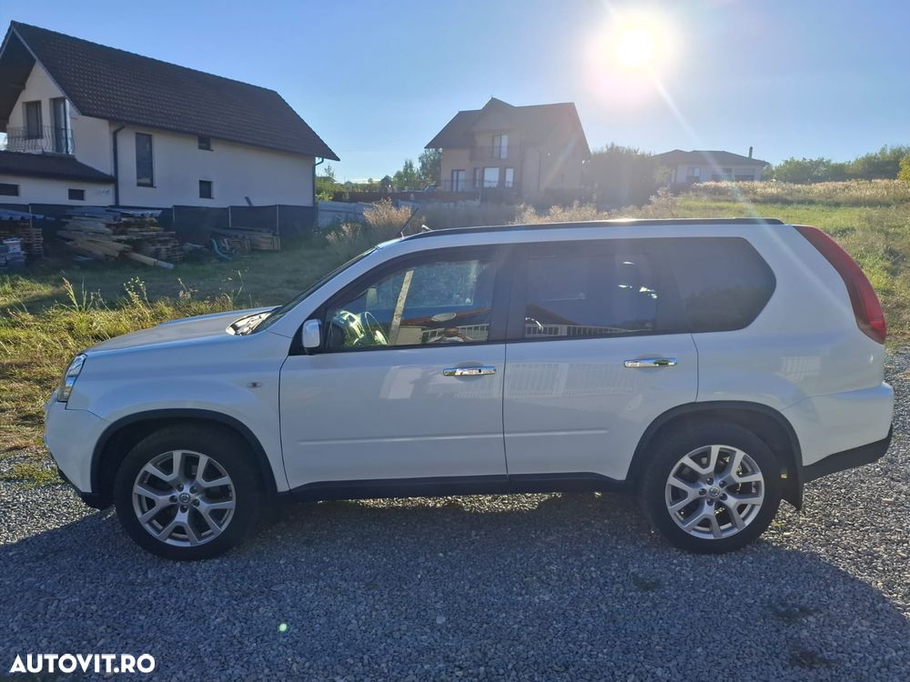 Nissan X-Trail 2.0 dCi DPF All Mode 4X4-i Elegance Aut - 4