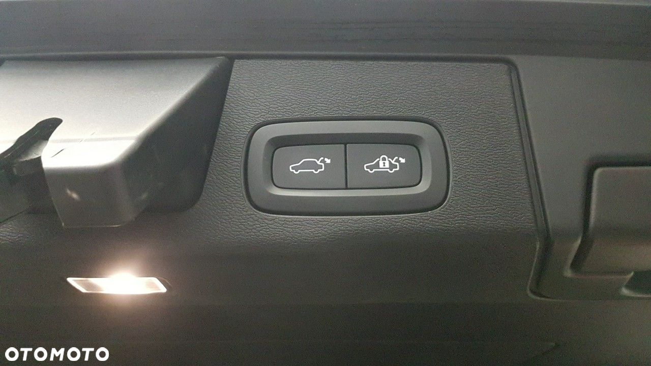Volvo XC 60 - 16