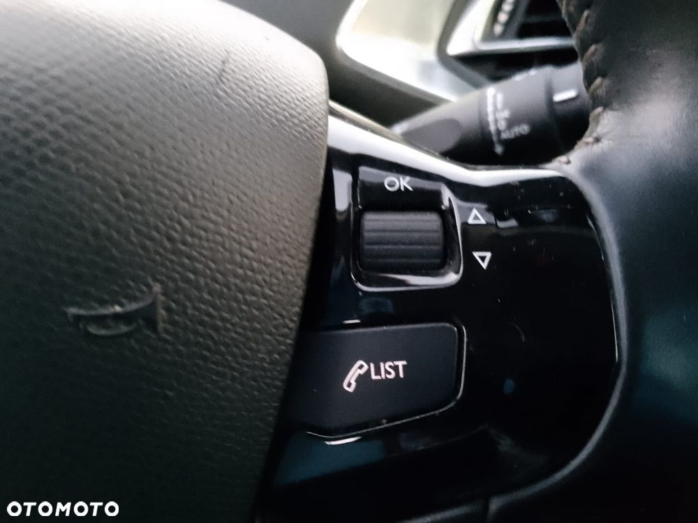Peugeot 308 1.6 HDi Premium - 21