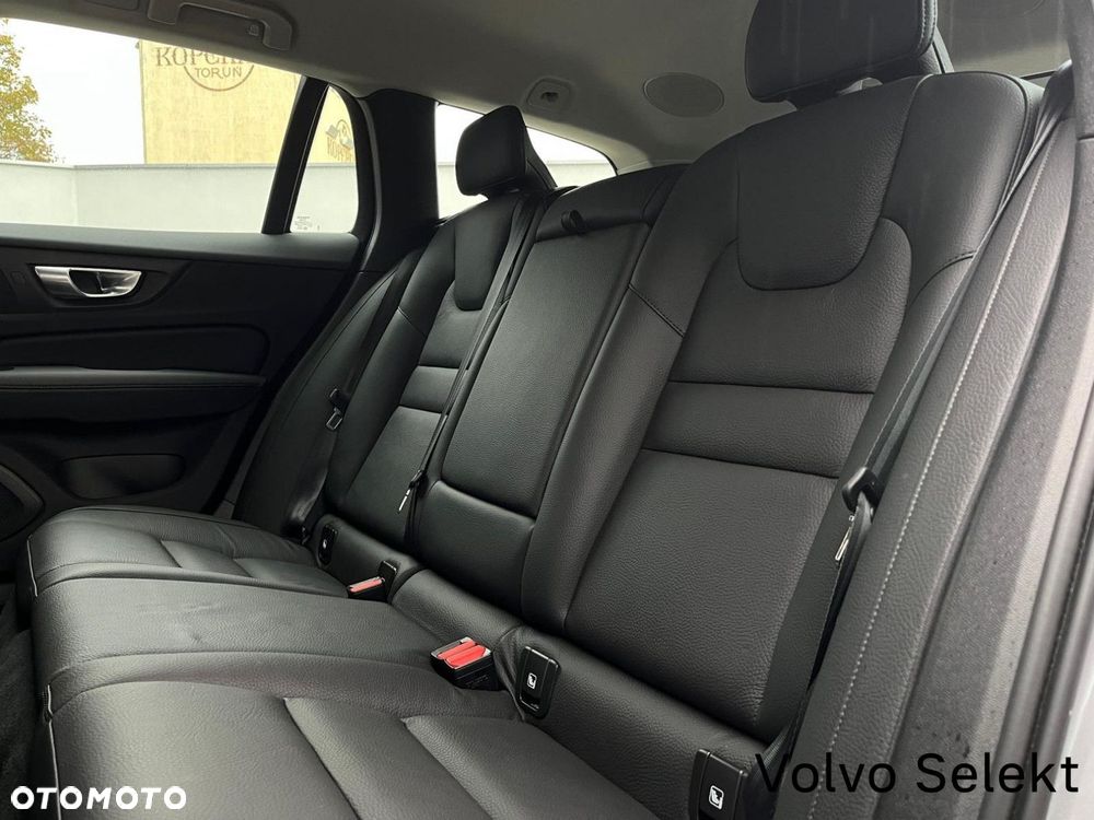Volvo V60 - 17