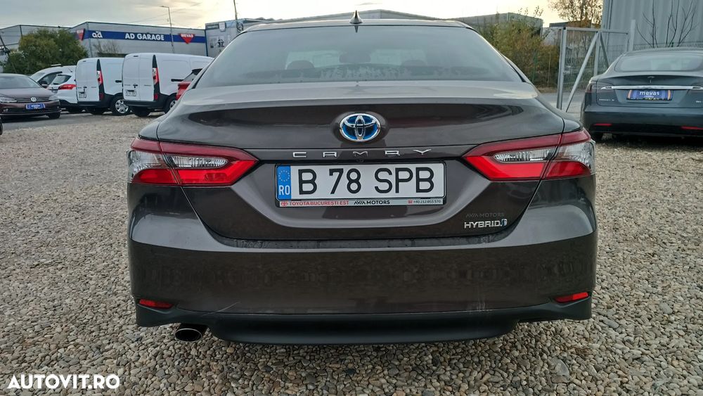 Toyota Camry 2.5 Hybrid Exclusive - 6