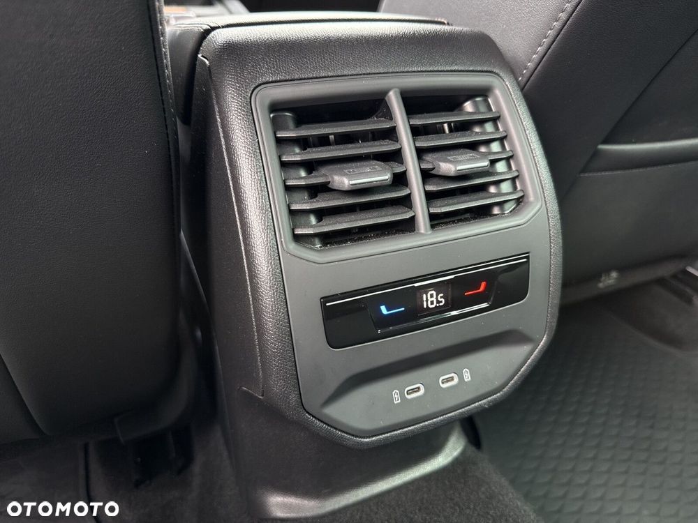 Cupra Leon 1.5 eTSI DSG - 18