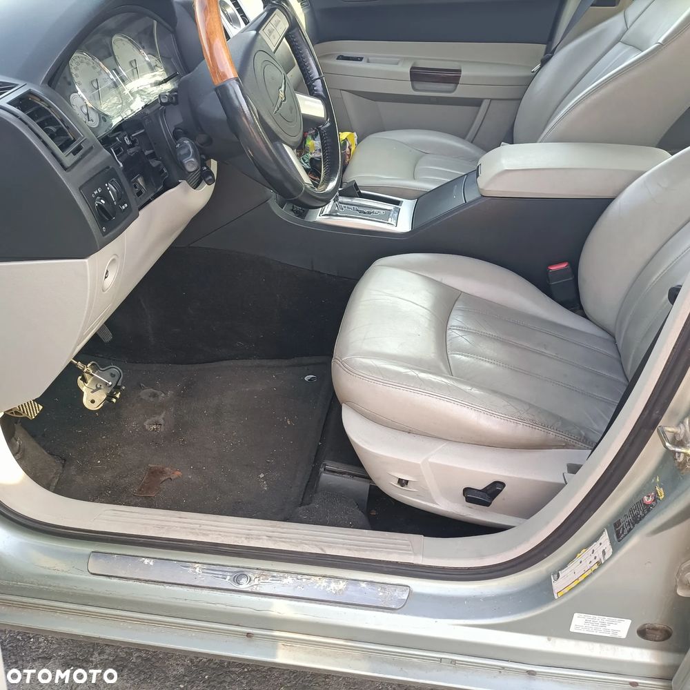 Chrysler 300C 2005 photo 5