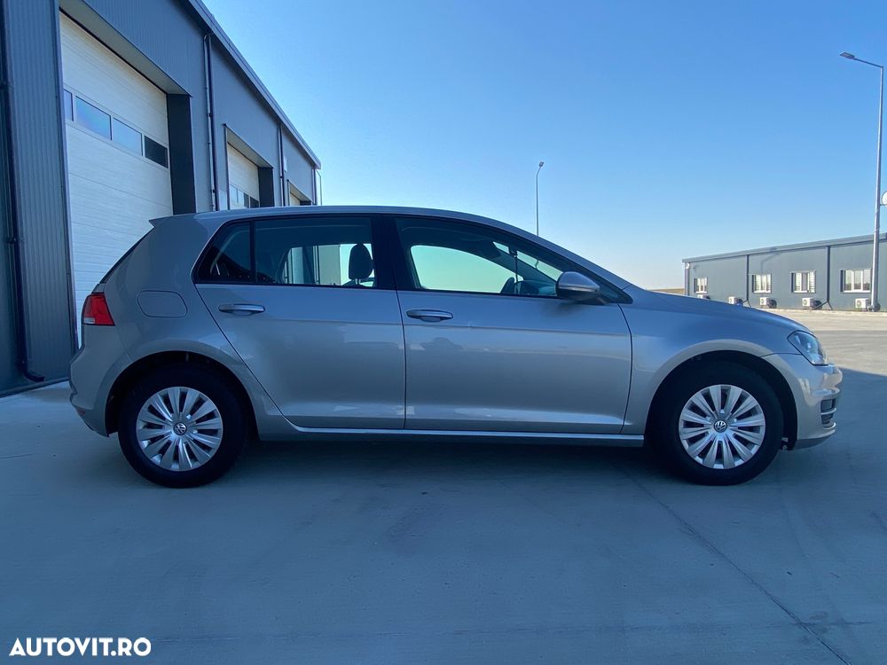 Volkswagen Golf 1.2 TSI BMT Comfortline - 6