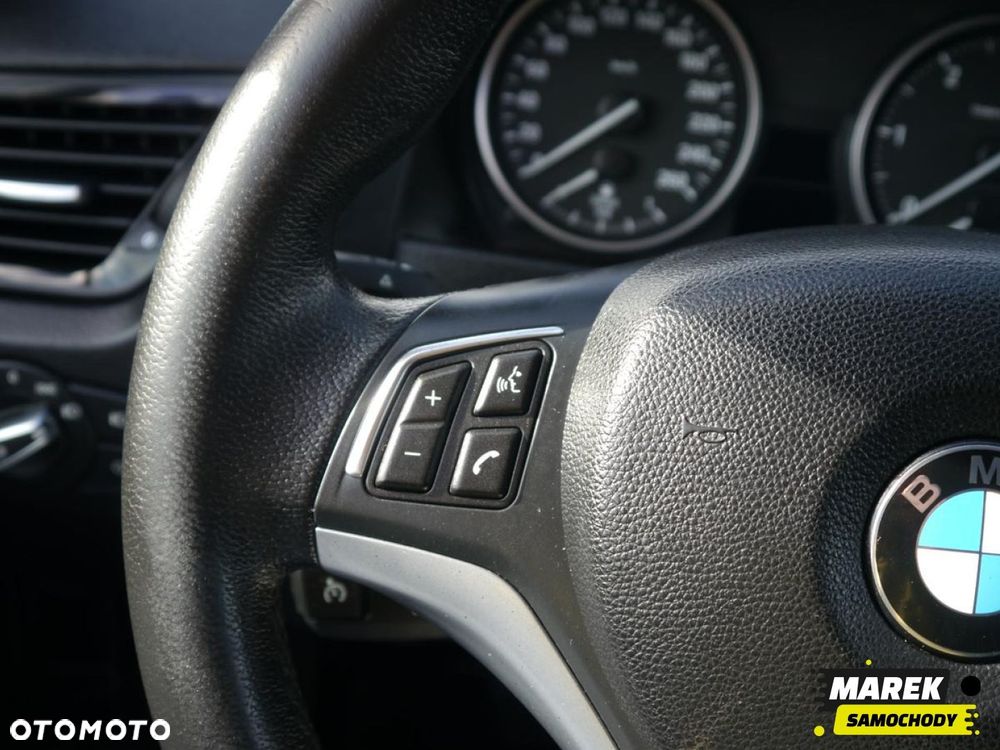 BMW X1 - 15