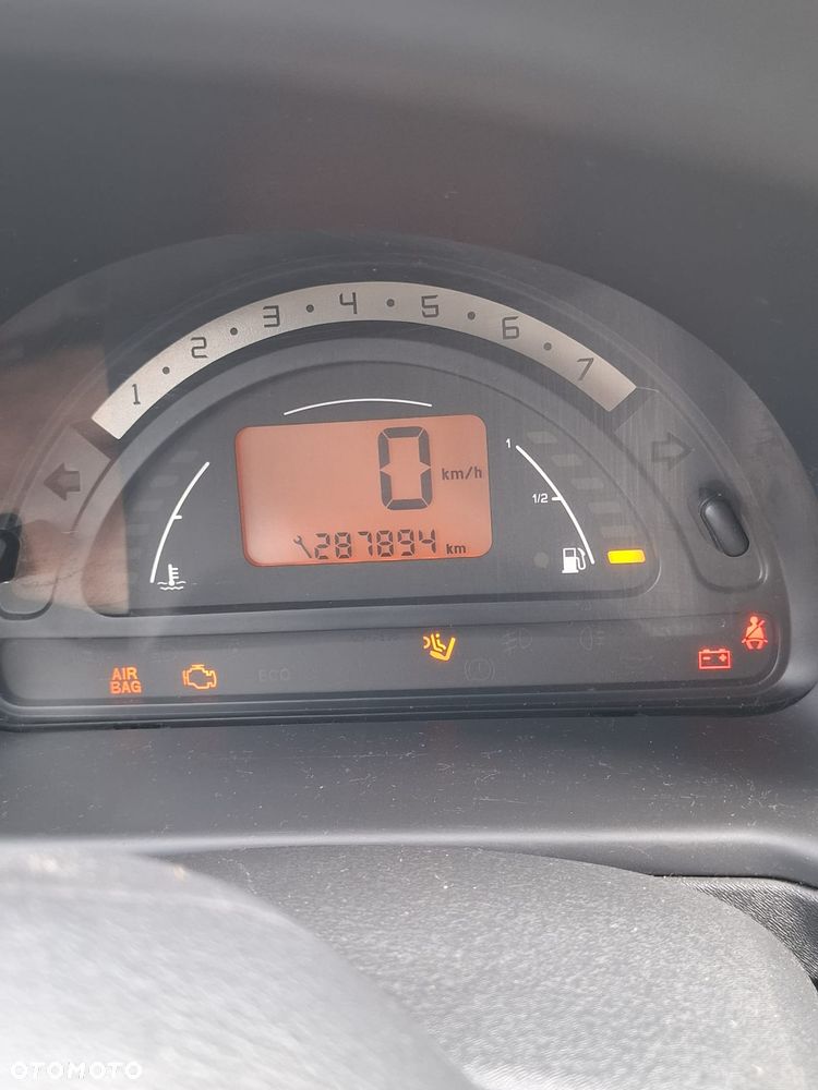 Citroën C3 1.4 HDi Control+ (sx) - 8